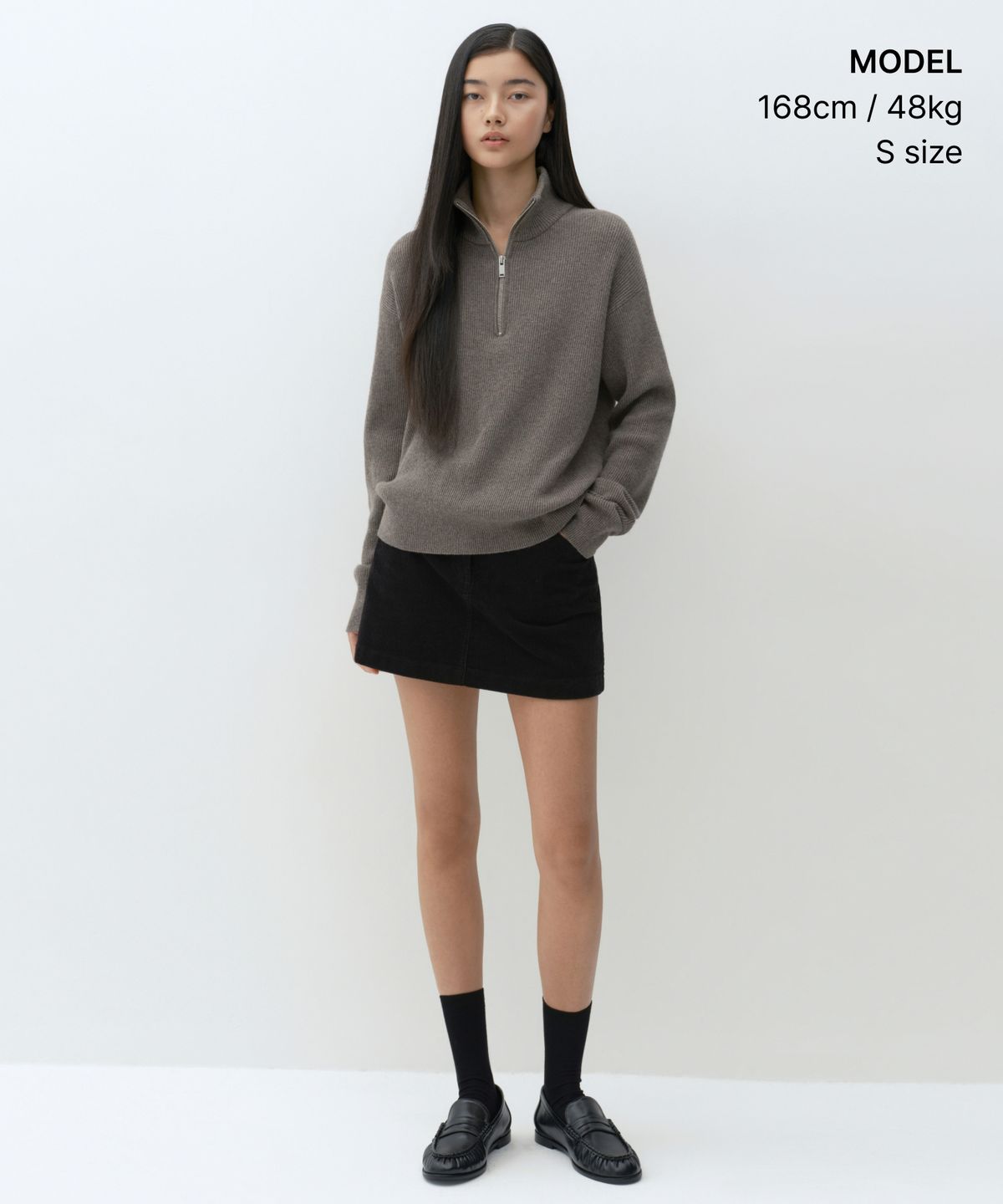 무신사 스탠다드 우먼(MUSINSA STANDARD WOMAN) [빅토리아 울] 우먼즈 미니멀 리브드 쿼터 집 스웨터 [토프]