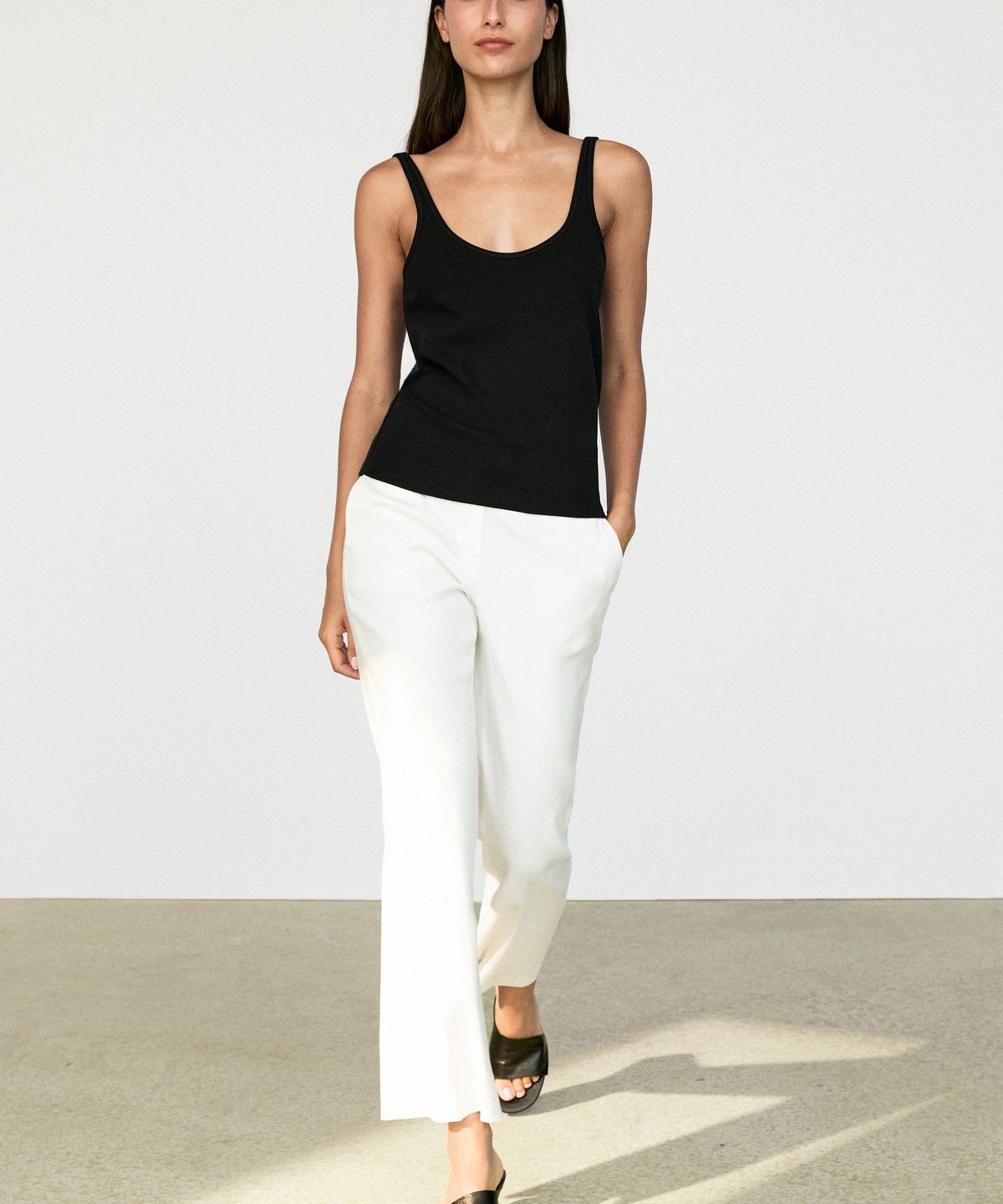마시모두띠(MASSIMO DUTTI) 린넨 킥 플레어 팬츠