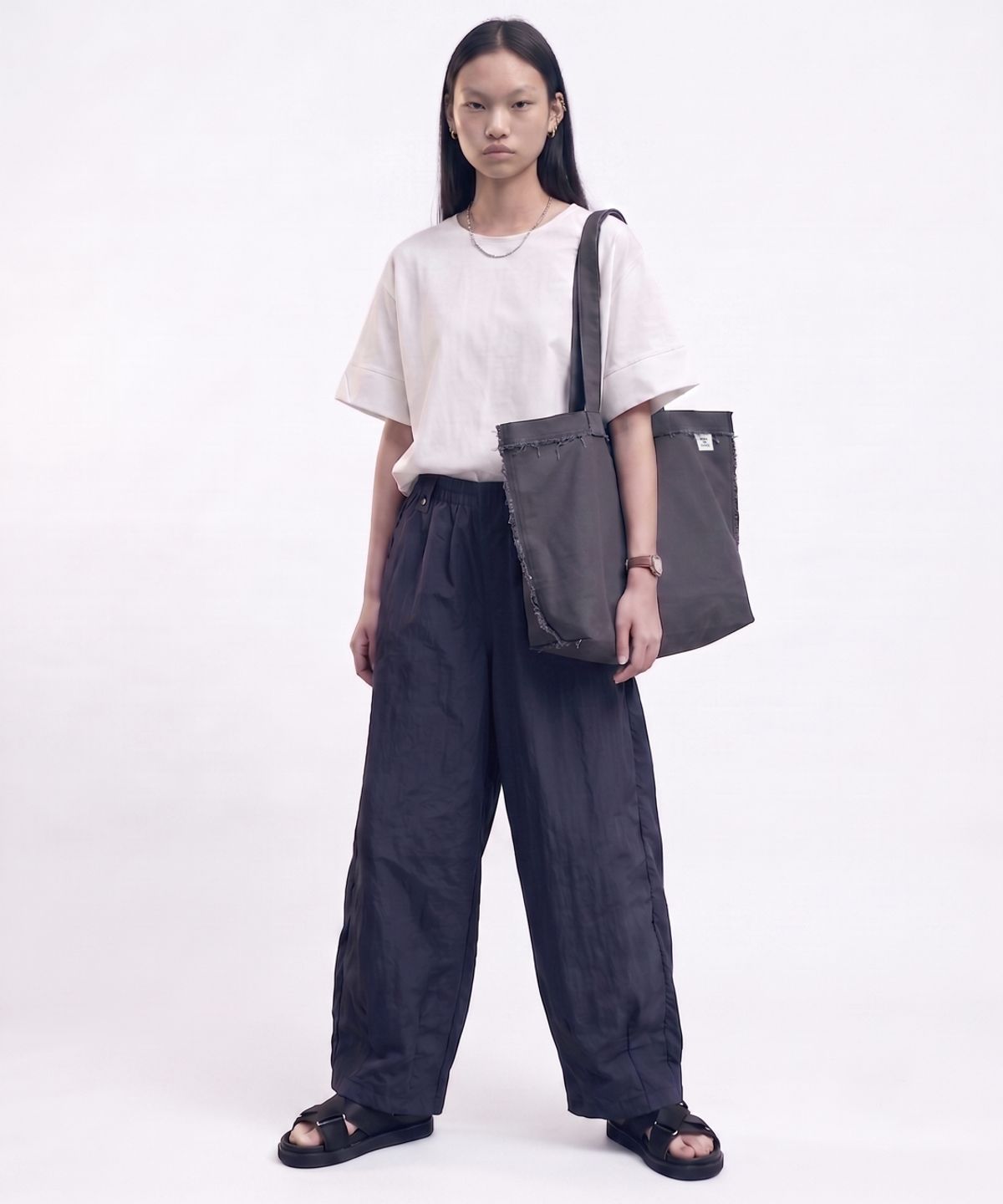 워크 오얼 댄스(WORK OR DANCE) Fray Bag grey