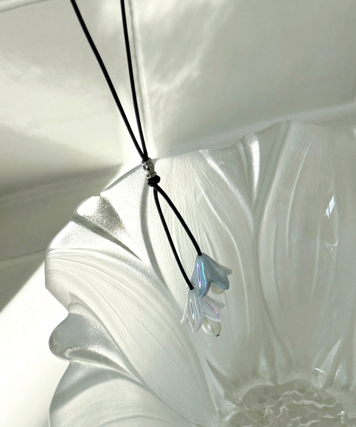 판타스틱 플래닛(FANTASTIC PLANET) lily string necklace