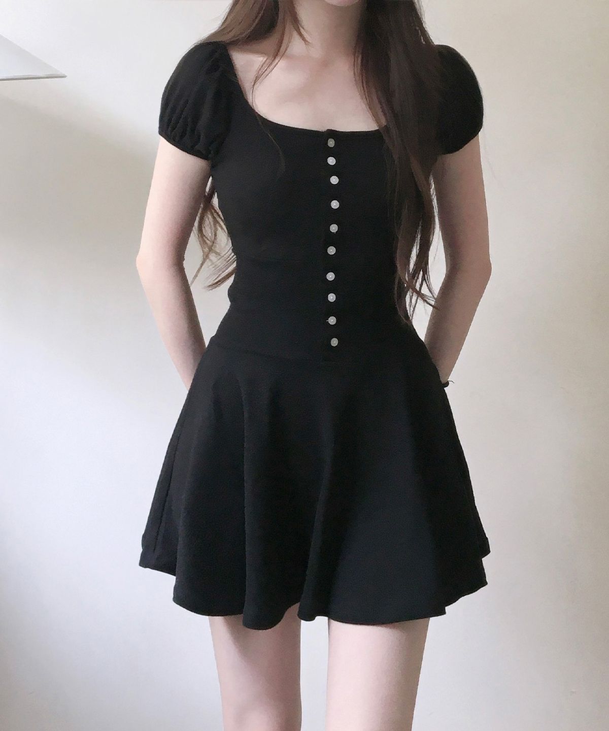 위스페어리(WHISFAIRY) Button Flare Dress - BLACK
