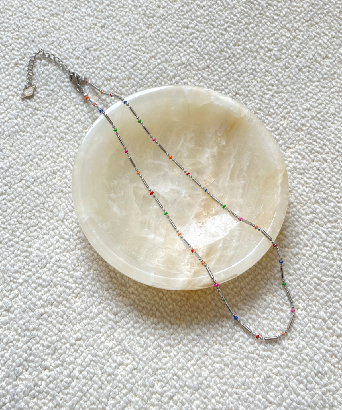 판타스틱 플래닛(FANTASTIC PLANET) tiny dot bar necklace