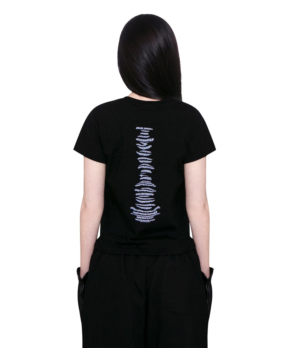 더트(DURT) BONE CORE CROP TEE (BLACK)