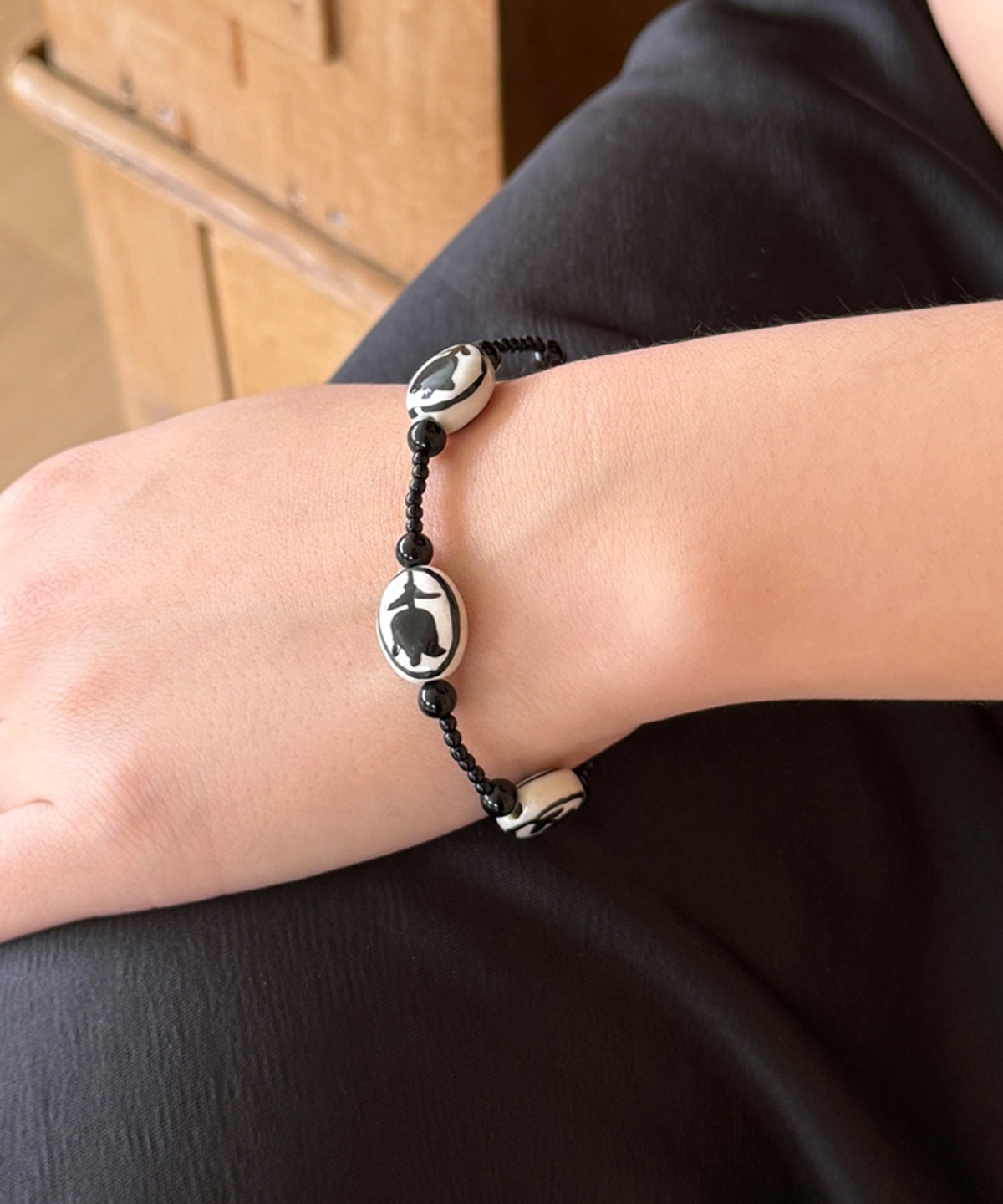 판타스틱 플래닛(FANTASTIC PLANET) tulip drawing onyx bracelet