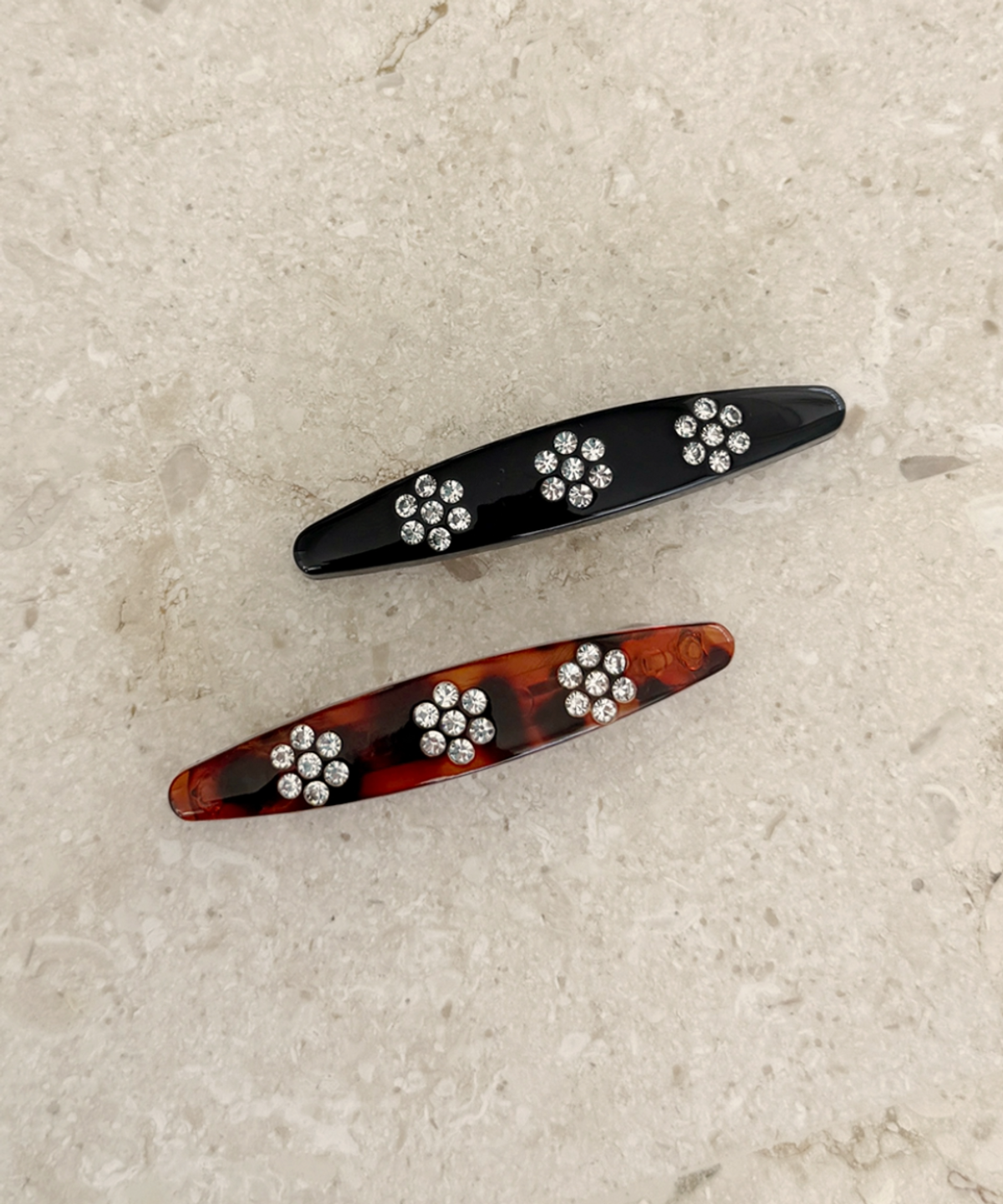 판타스틱 플래닛(FANTASTIC PLANET) oval cubic flower hair pin (2colors)