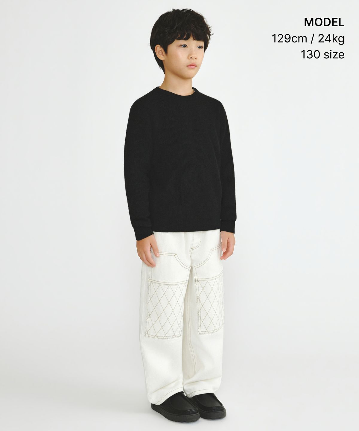 무신사 스탠다드 키즈(MUSINSA STANDARD KIDS) [빅토리아 울] 미니멀 리브드 크루 넥 니트 [블랙]