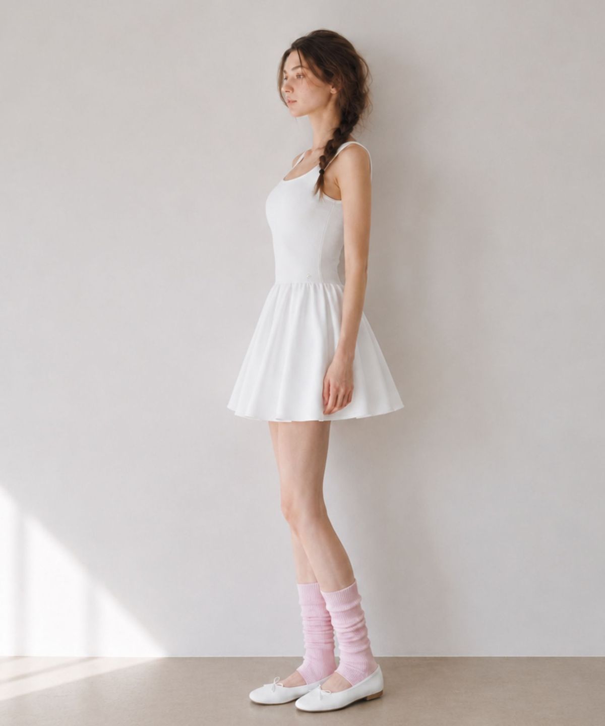 블랙크러쉬(BLACRUSH) Sleeveless Flared Mini Dress / 퓨어화이트