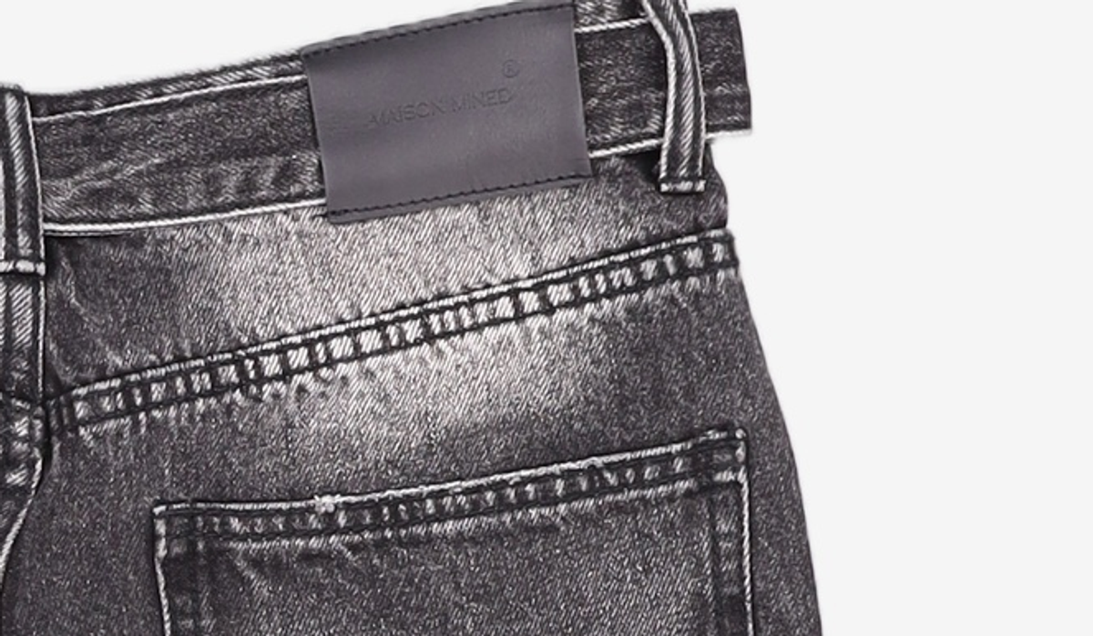 메종미네드(MAISON MINED) BERMUDA BELTED HALF DENIM BLACK 46