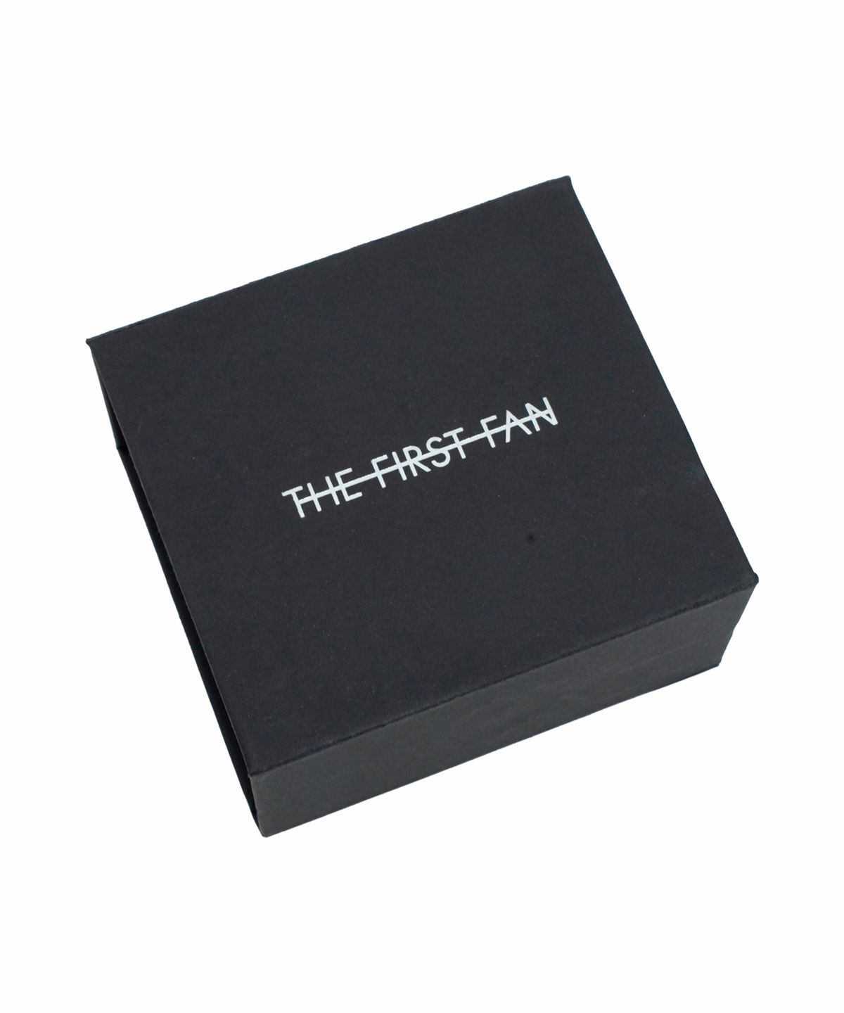 더퍼스트팬(THEFIRSTFAN) 더 퍼스트 팬_패션 핀뱃지_우디