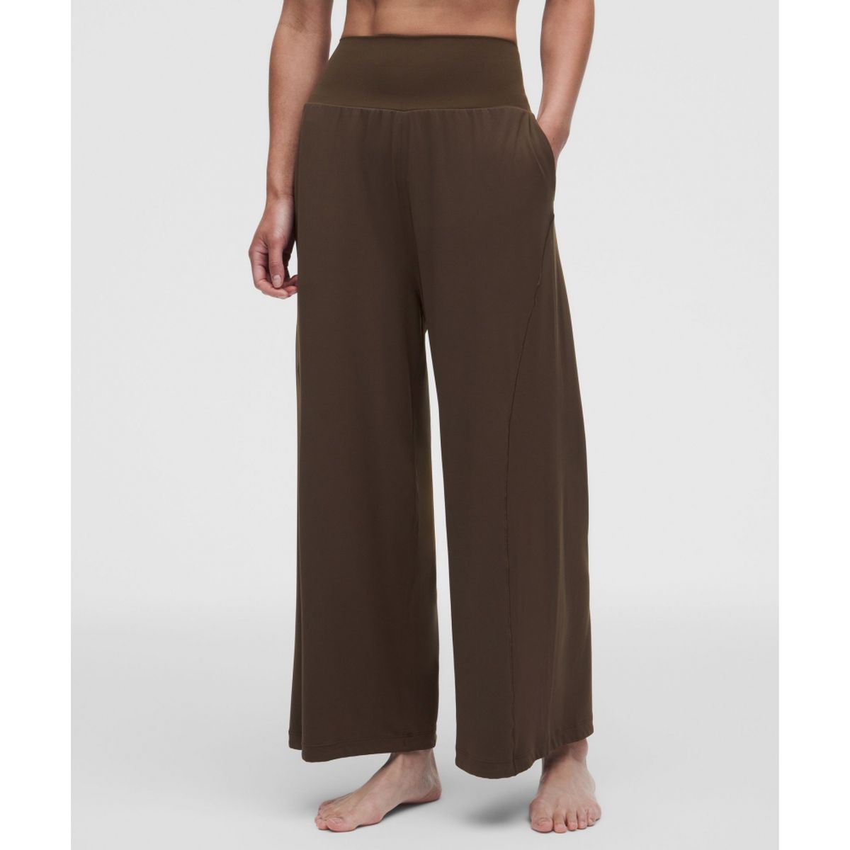 룰루레몬(LULULEMON) Nulu 신치 헴 드레이피 팬츠 *아시아 핏  WALC