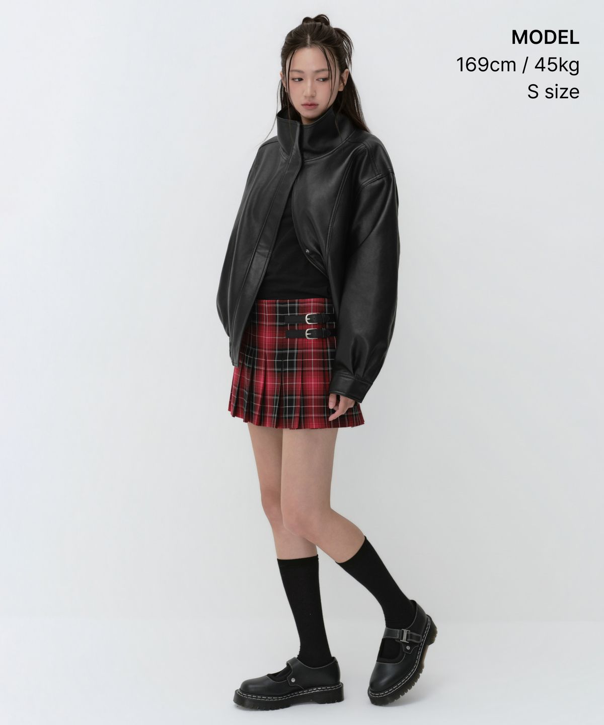 무신사 스탠다드 우먼(MUSINSA STANDARD WOMAN) [언바운드 걸] 우먼즈 체크 버클 플리츠 미니 스커트 [레드]