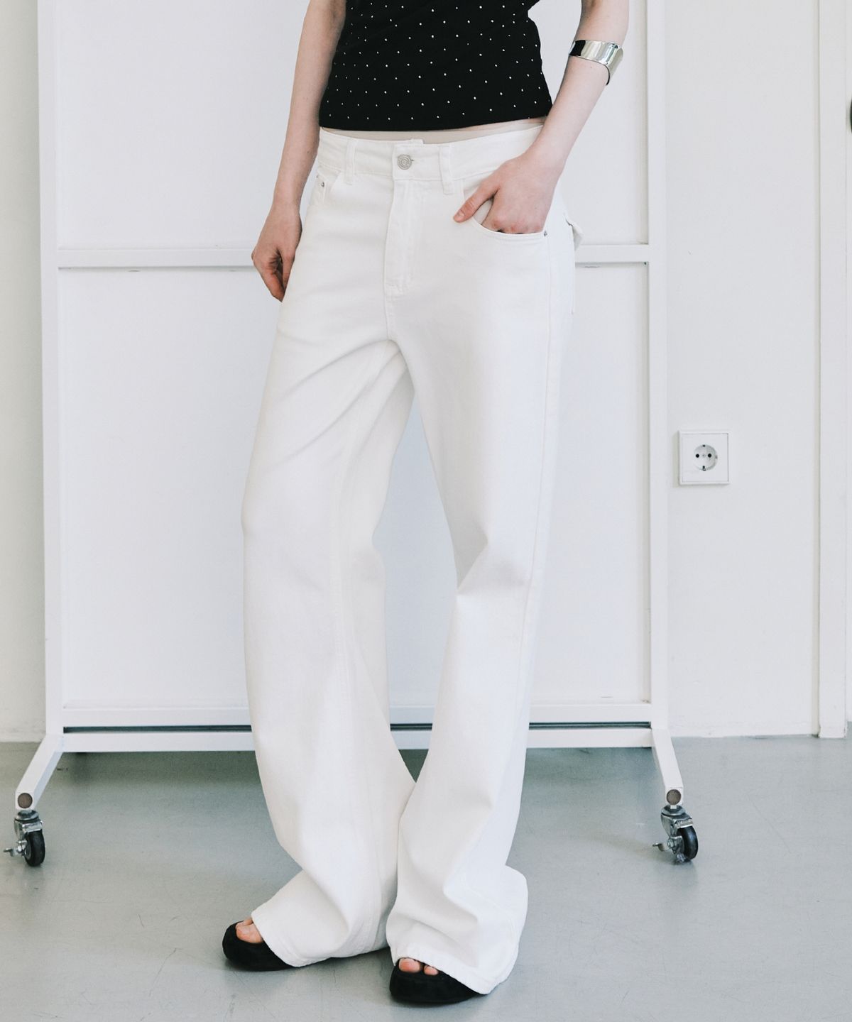 닉앤니콜(NICK&NICOLE) VINTAGE WASH BOOTCUT DENIM PANTS_IVORY