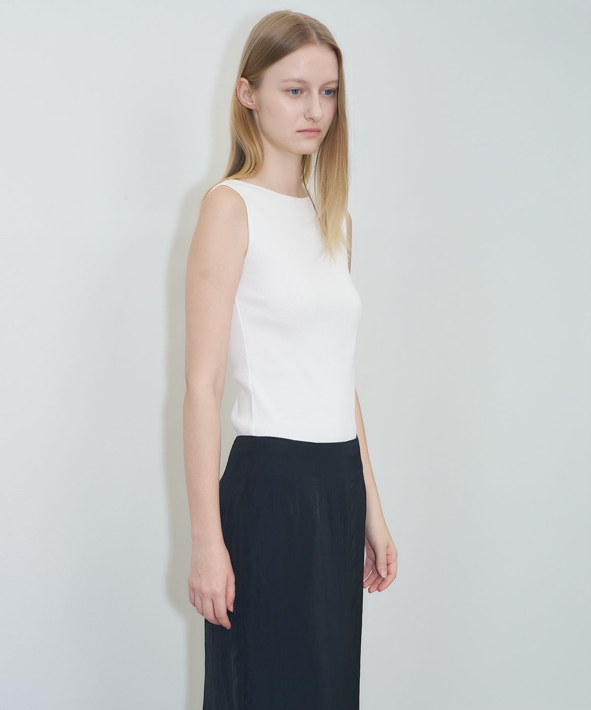 로트(LOTE) Essential Rubbed Tank_4 Color