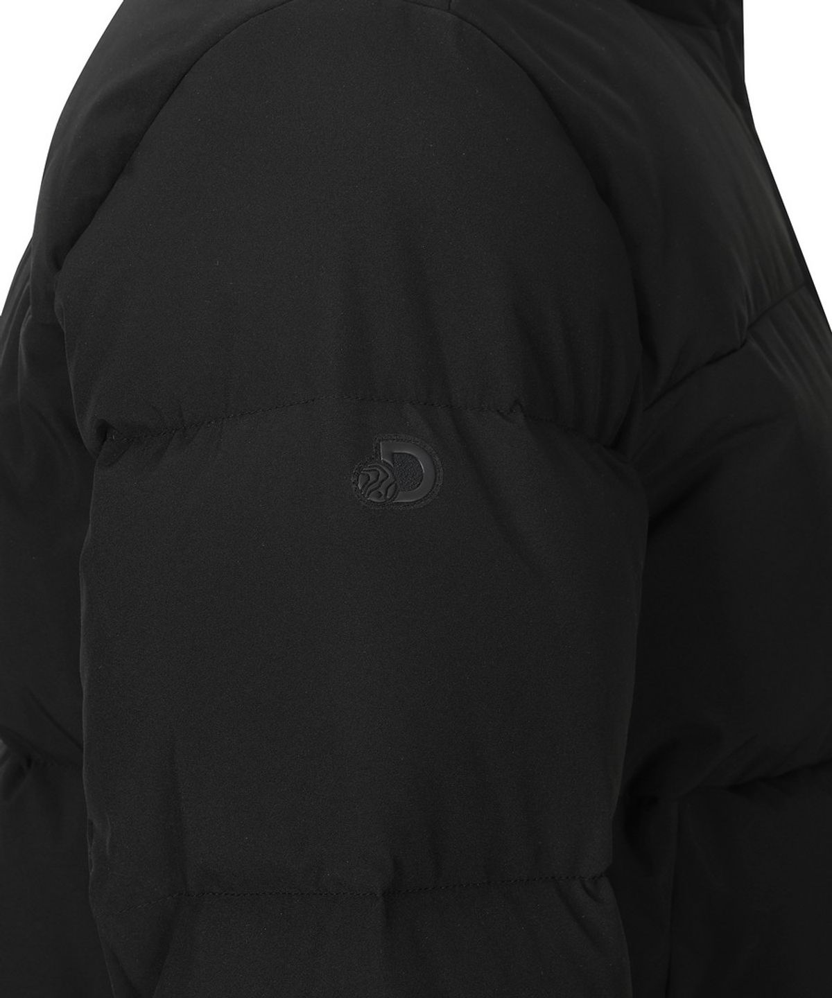 디스커버리 익스페디션(DISCOVERY EXPEDITION) 여성 레스터G 하이넥 구스다운 숏패딩 (BLACK)