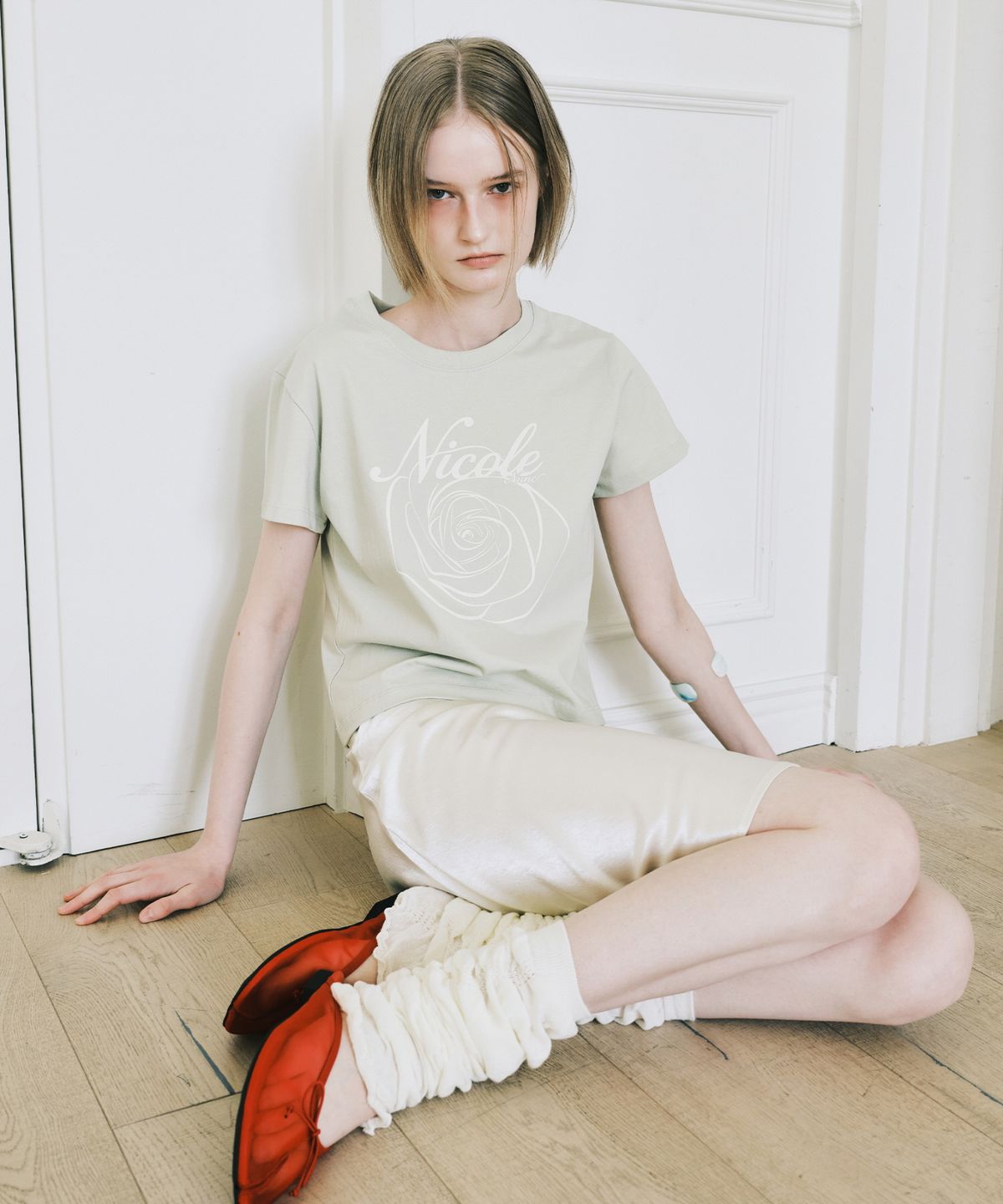 닉앤니콜(NICK&NICOLE) NICOLE ROSE CROP TOP_OLIVE CREAM