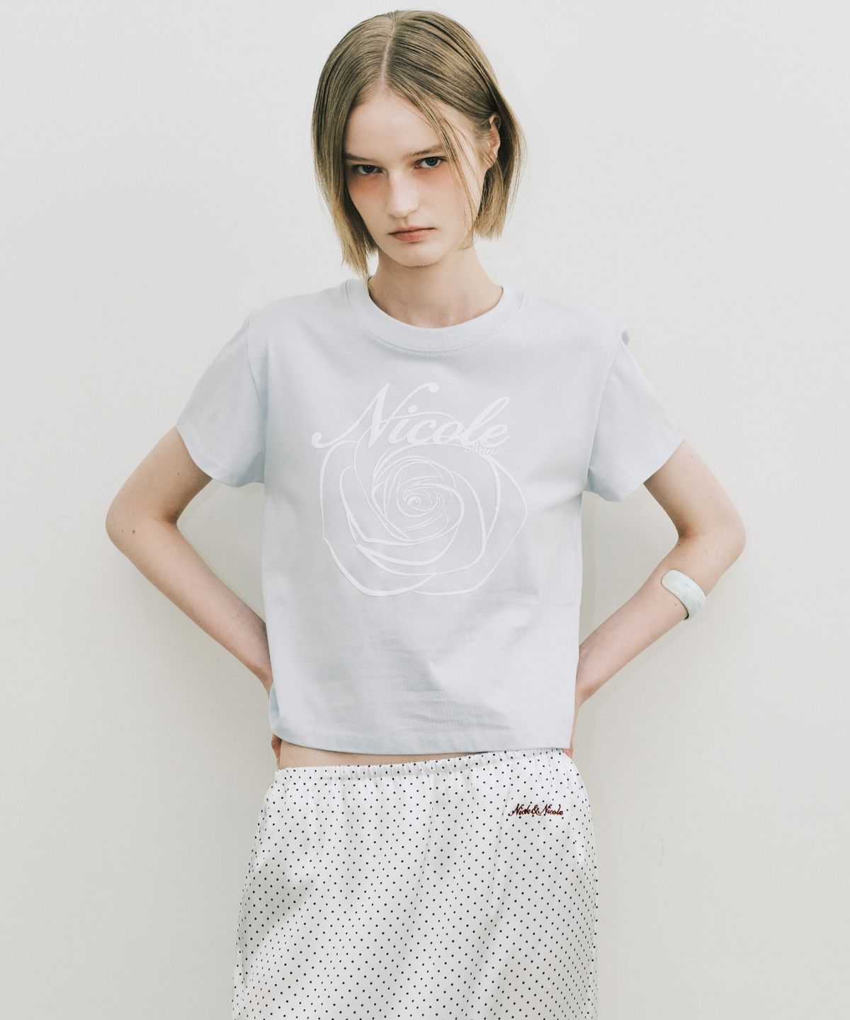 닉앤니콜(NICK&NICOLE) NICOLE ROSE CROP TOP_SKY BLUE WHITE
