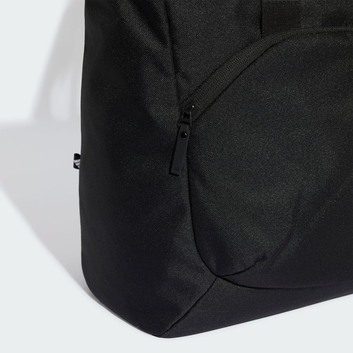아디다스(ADIDAS) 시티 테크 토트 백 KG3182