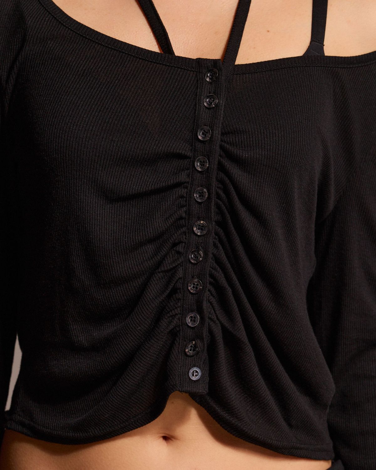 쿨시스(COOLSIS) CS SHIRRING CROP CARDIGAN-028 (BLACK)