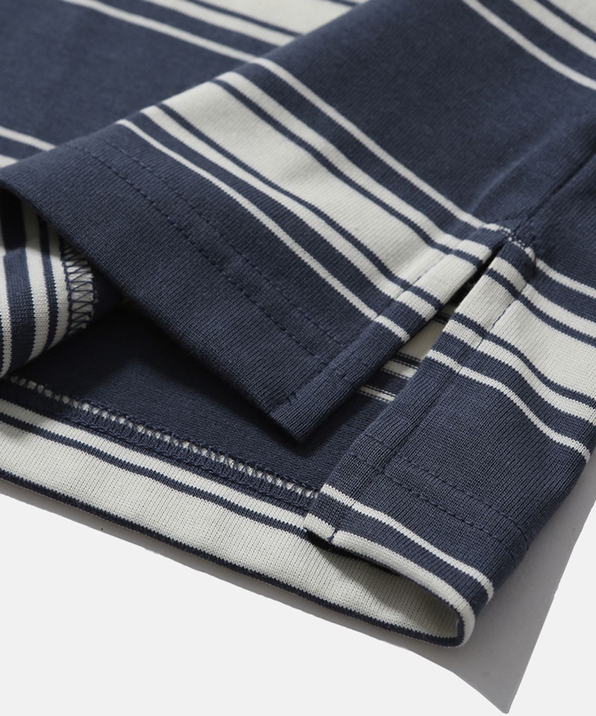 모이프(MOIF) [SS26] ONE POCKET H/S TEE / BLUE STRIPE