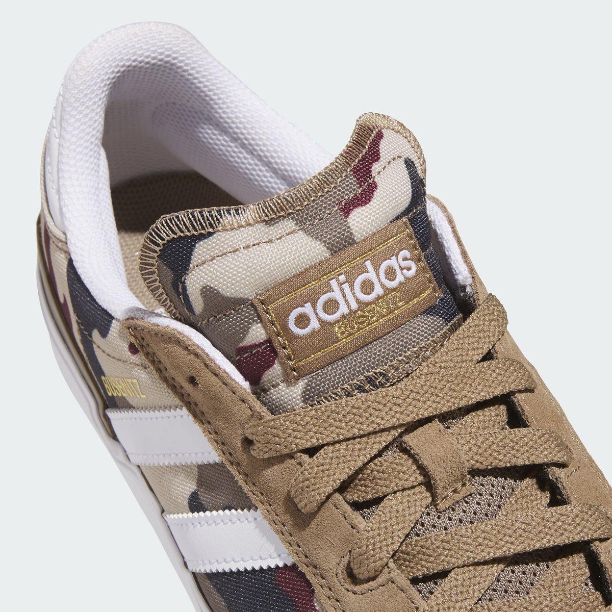 아디다스(ADIDAS) 부세니츠 벌크 II KJ0252
