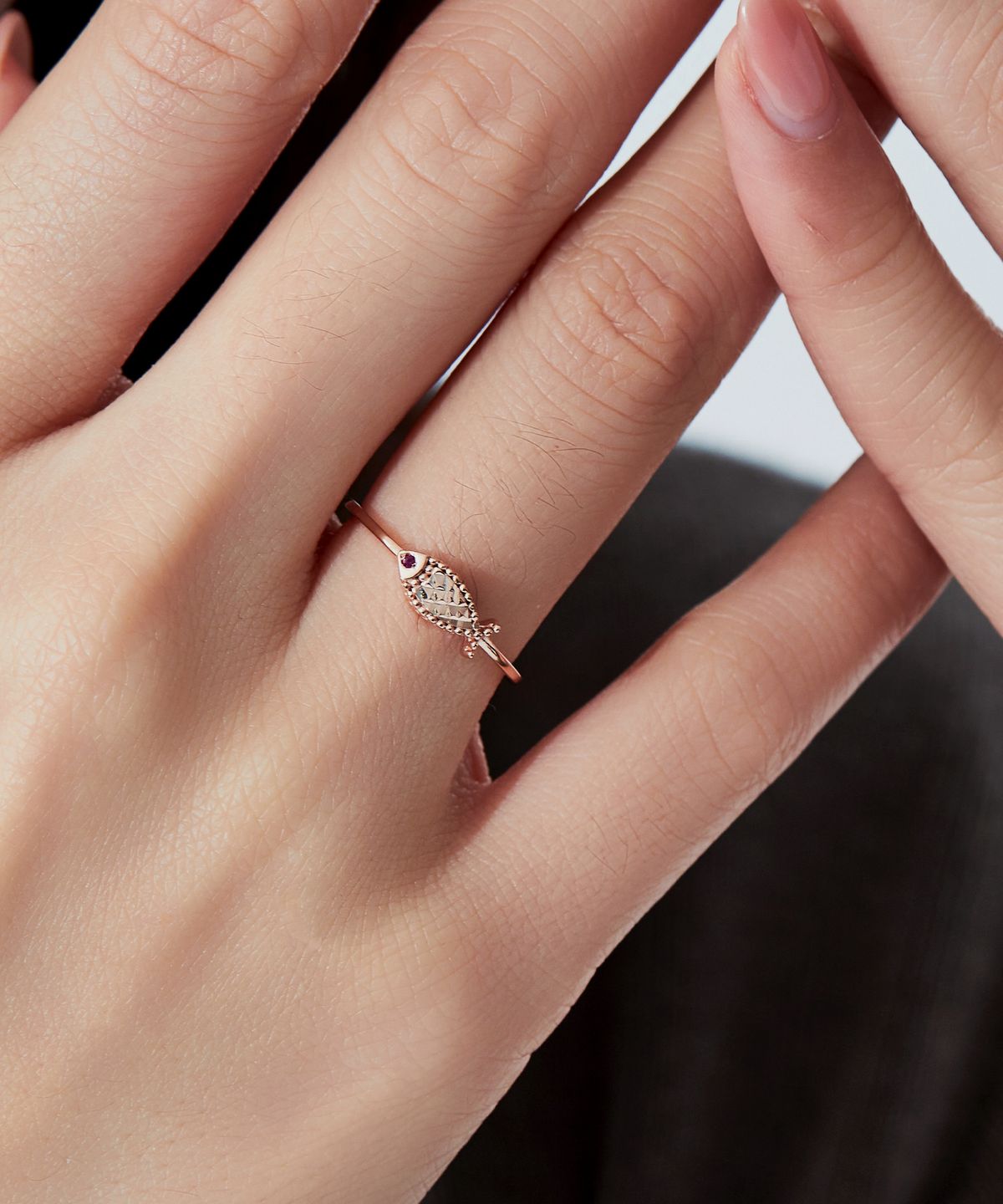 엘렌쥬얼리(HELENE JEWELRY) 14K 18K 물고기 컷팅 루비 아이 미스 링 금 반지