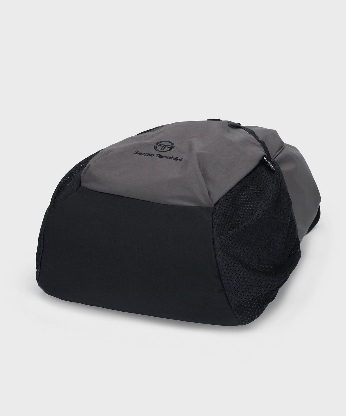 세르지오 타키니(SERGIO TACCHINI) U 버클 드로우 스트링 백팩 (D.Charcoal Grey)