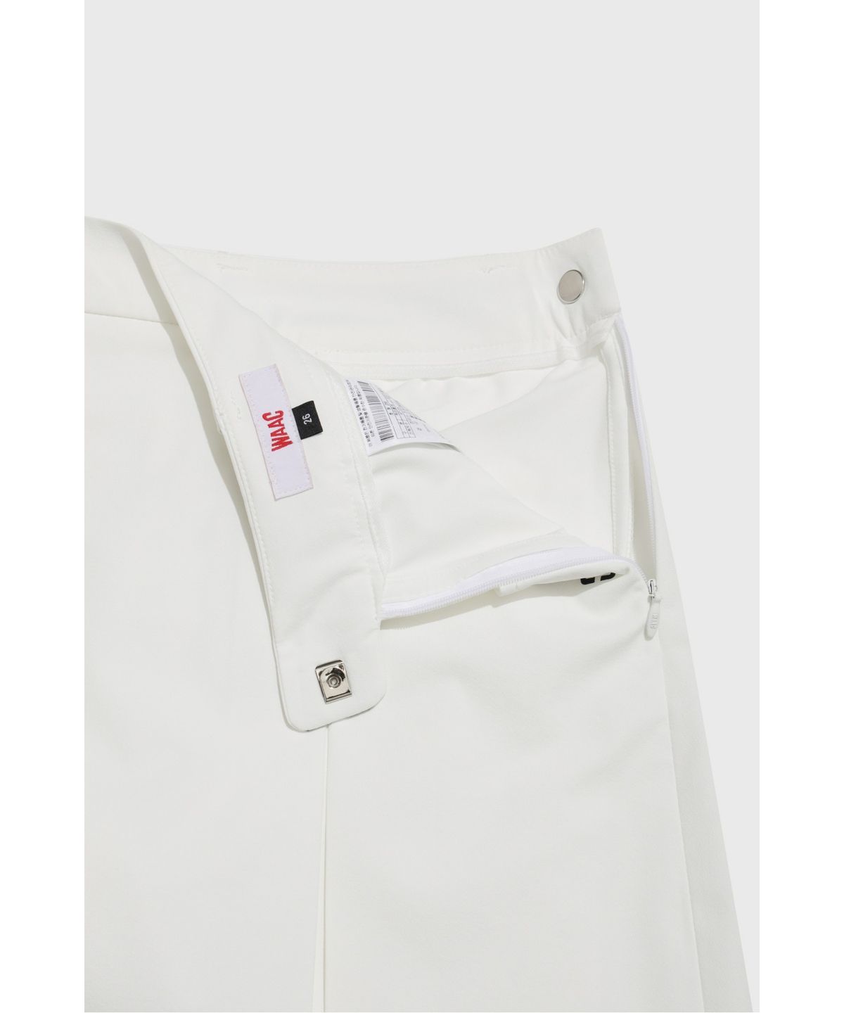 왁(WAAC) Unbalanced line pleats skort WWKCM26901IVX