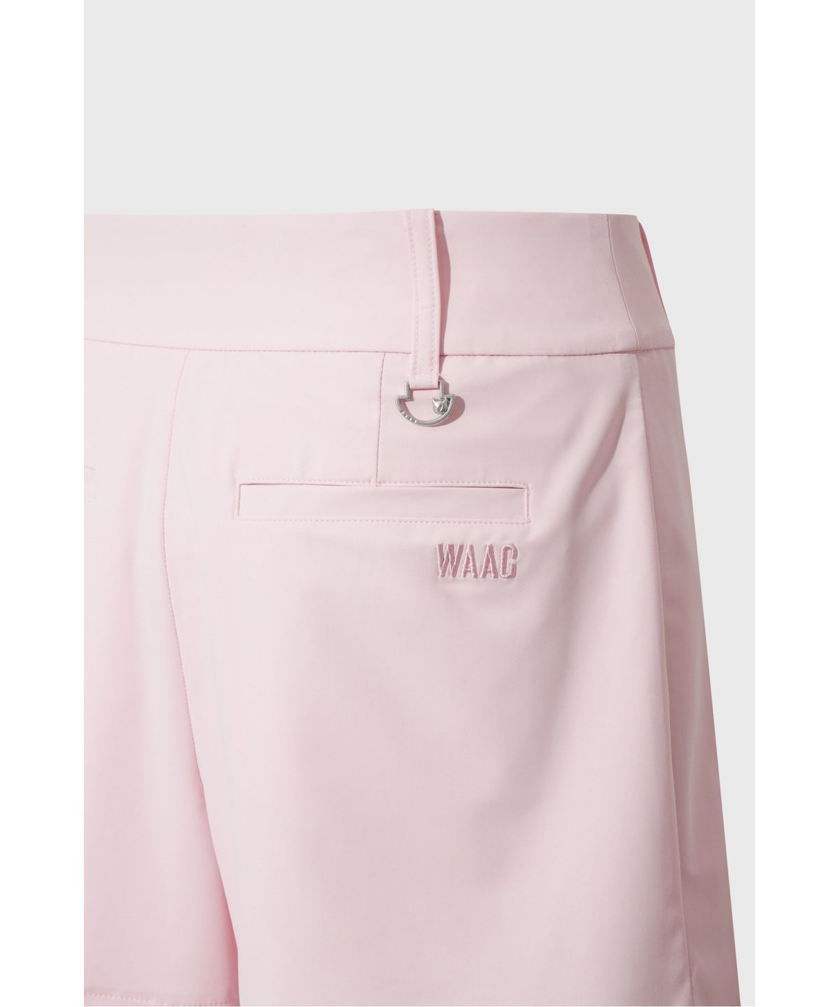 왁(WAAC) Women Soft short bermuda pants WWPNM26901PIL