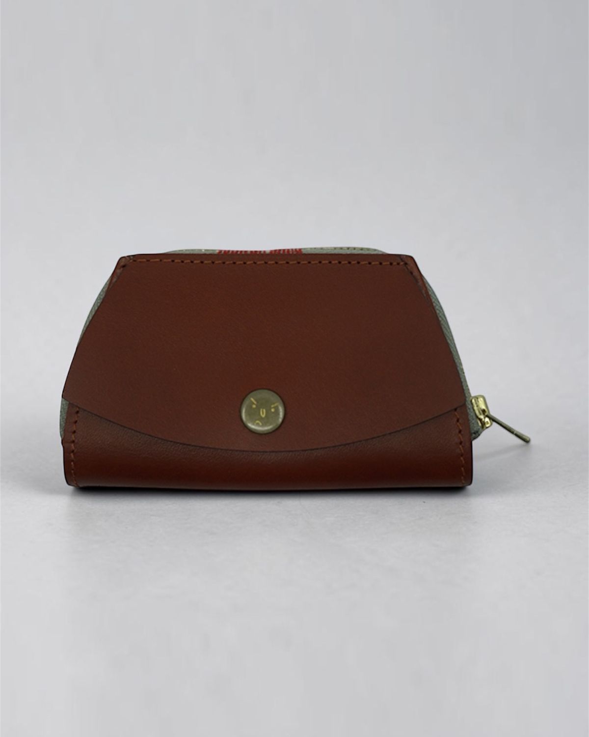 와이쏘씨리얼즈(WHYSOCEREALZ) 틈, 사이, 빛 Leather Wallet