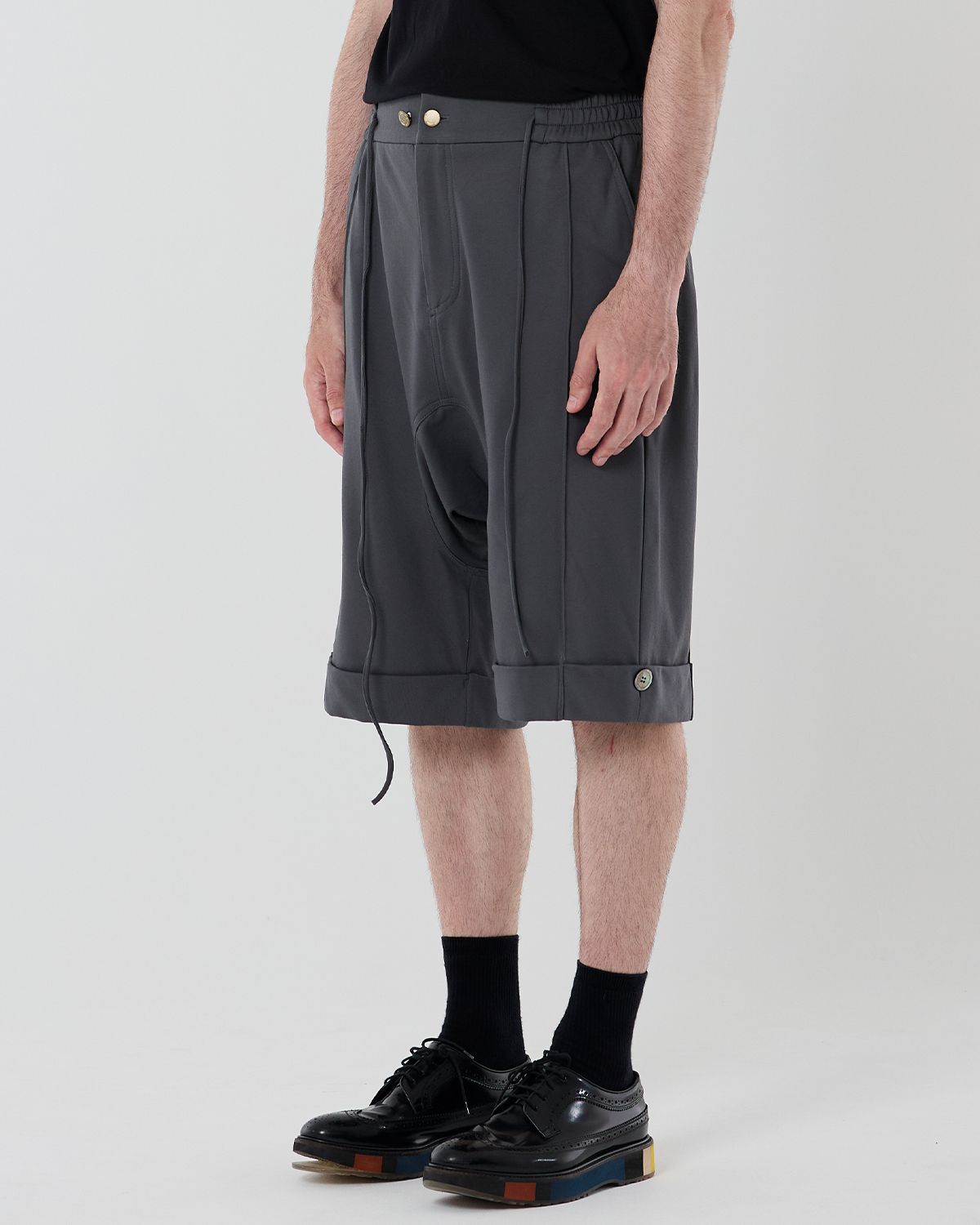 와이쏘씨리얼즈(WHYSOCEREALZ) Short Baggie Trousers - dark grey