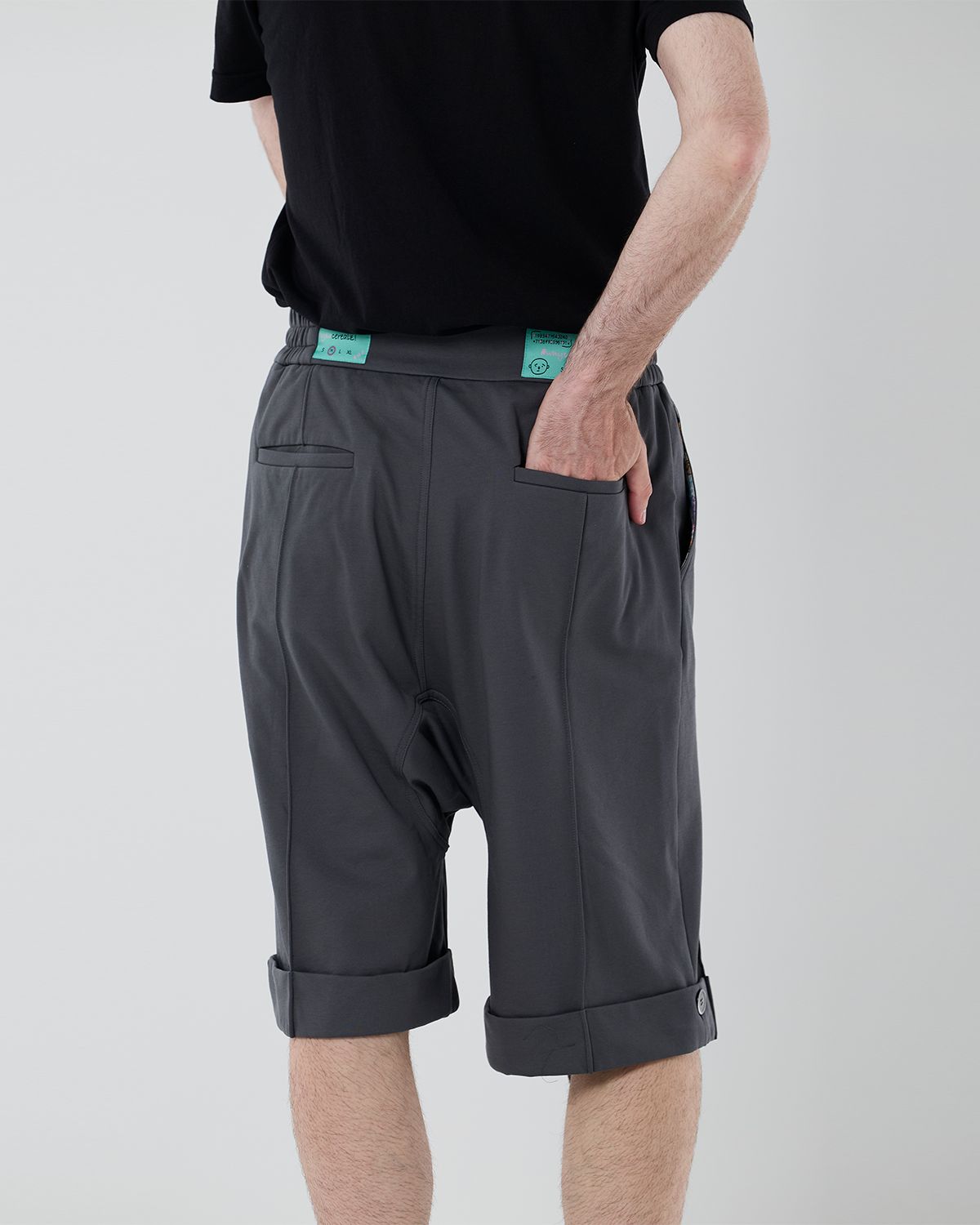 와이쏘씨리얼즈(WHYSOCEREALZ) Short Baggie Trousers - dark grey