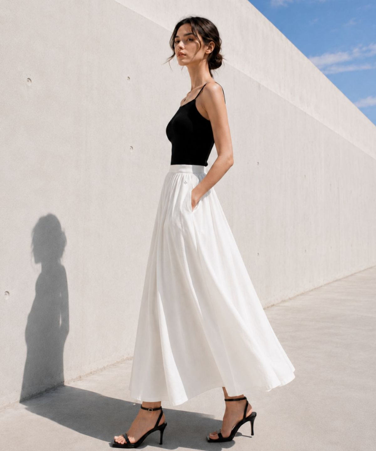 블랙크러쉬(BLACRUSH) Silky Satin Flare Skirt / 퓨어화이트