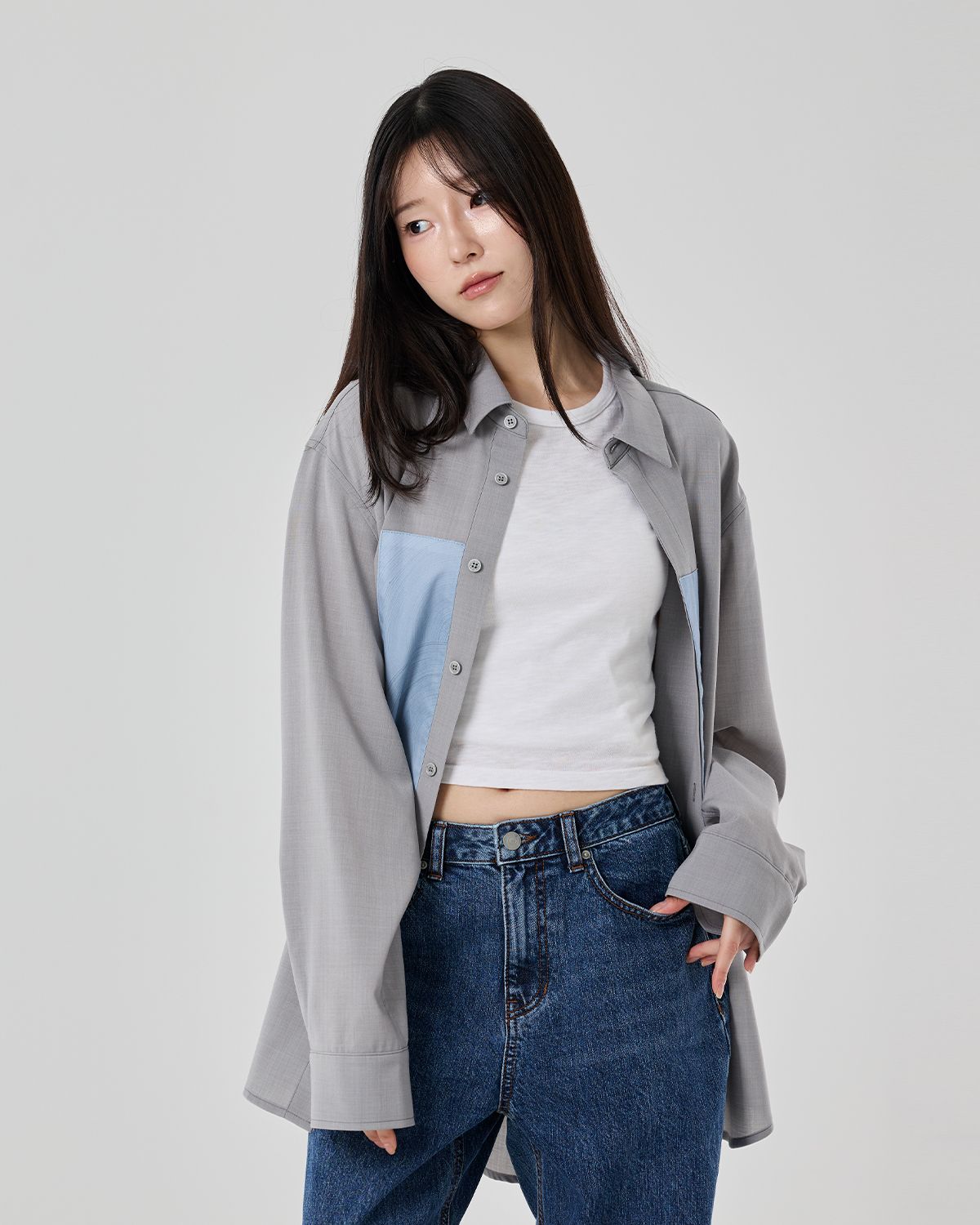 와이쏘씨리얼즈(WHYSOCEREALZ) 틈 사이 블루빛 셔츠
