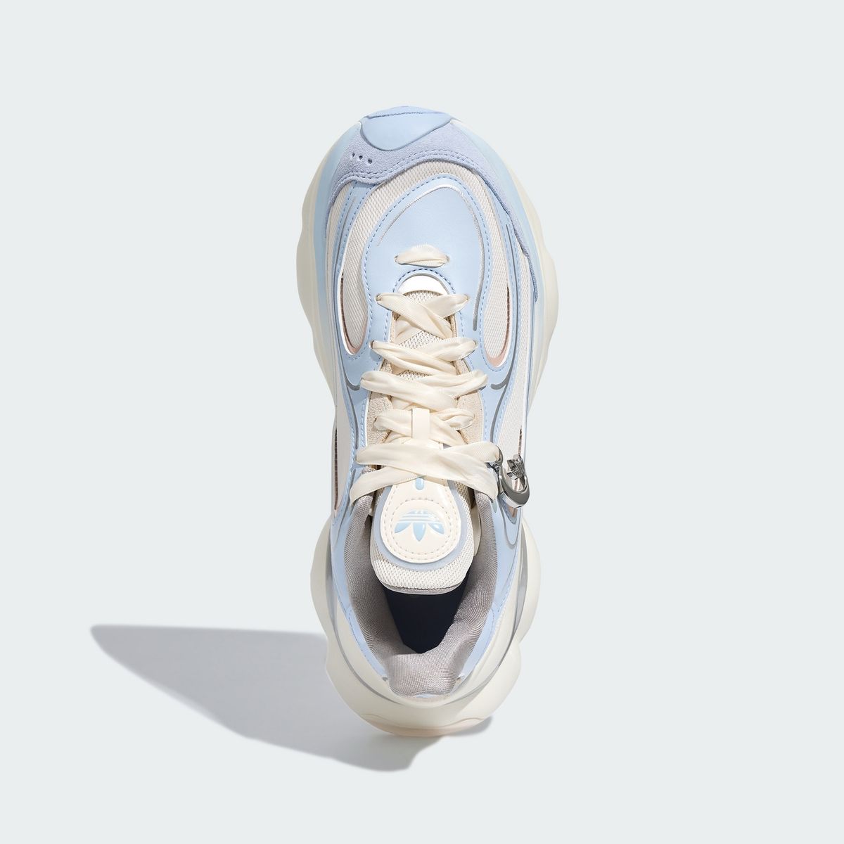 아디다스(ADIDAS) 오즈베누즈 LA3789