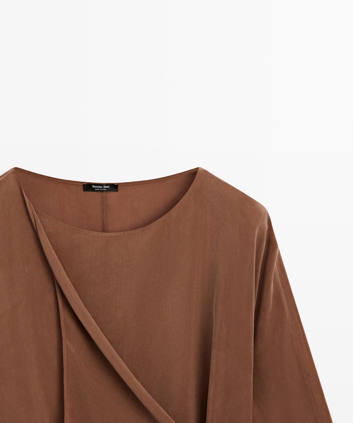 마시모두띠(MASSIMO DUTTI) 타이 디테일 플루이드 기모노
