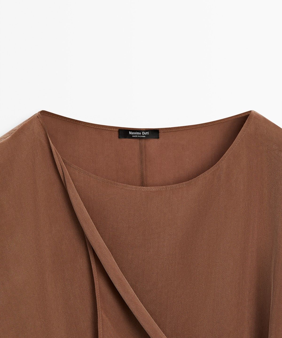 마시모두띠(MASSIMO DUTTI) 타이 디테일 플루이드 기모노