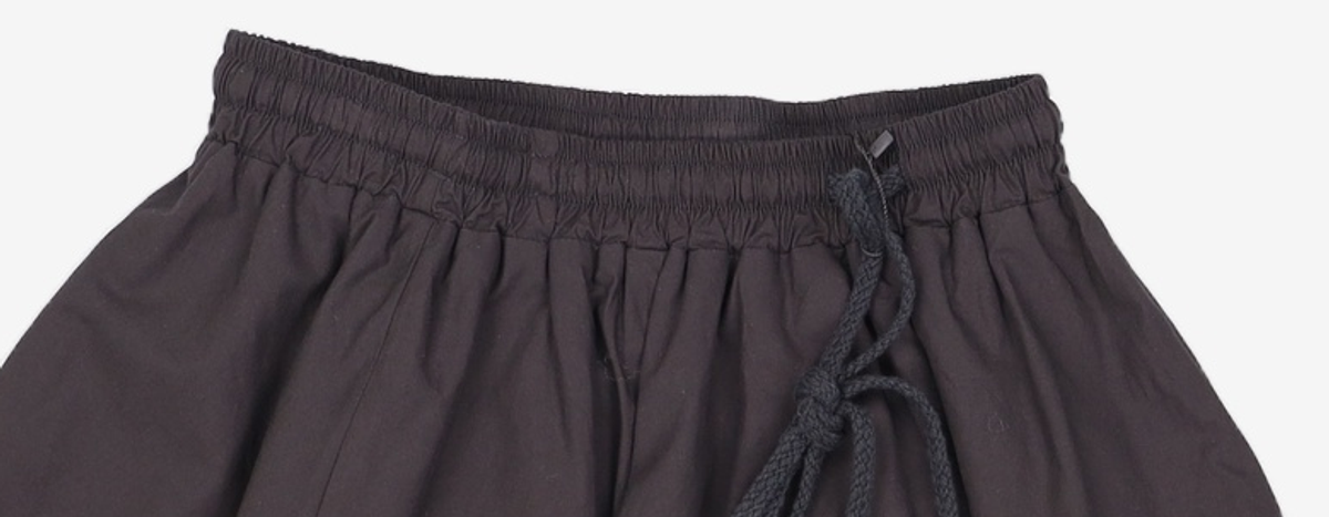 오헤시오(OHESHIO) FLARE LAYERED BANDING SKIRT, BLACK