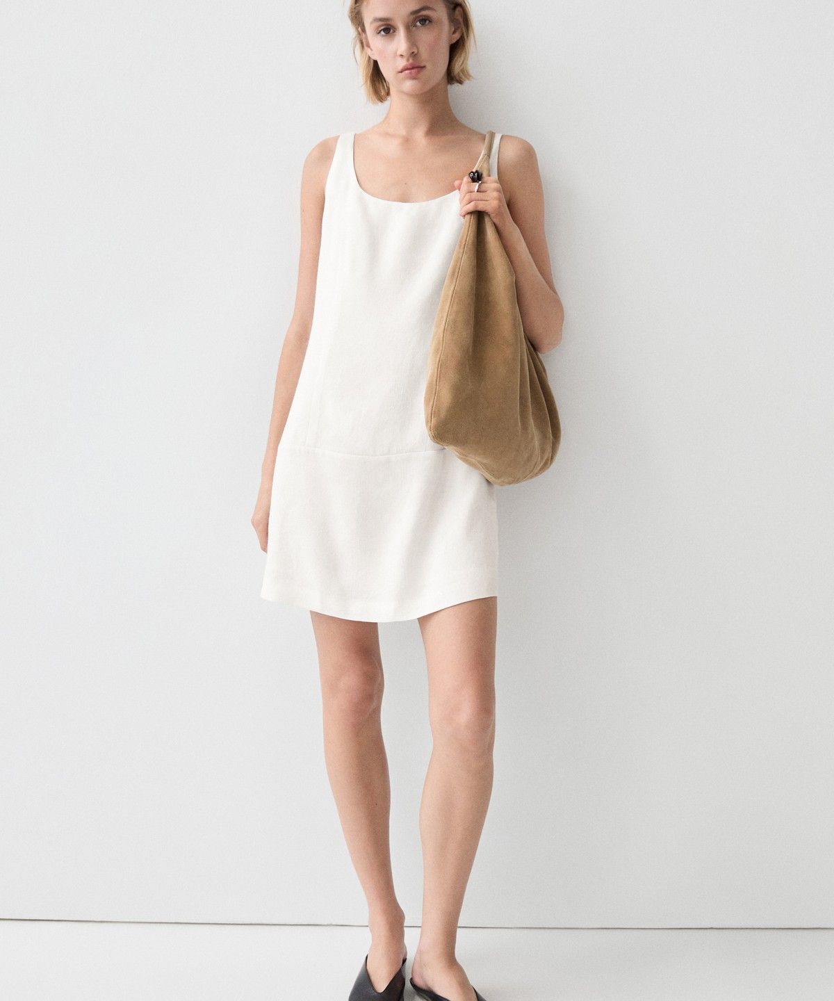 마시모두띠(MASSIMO DUTTI) 린넨 블렌드 플루이드 숏 드레스
