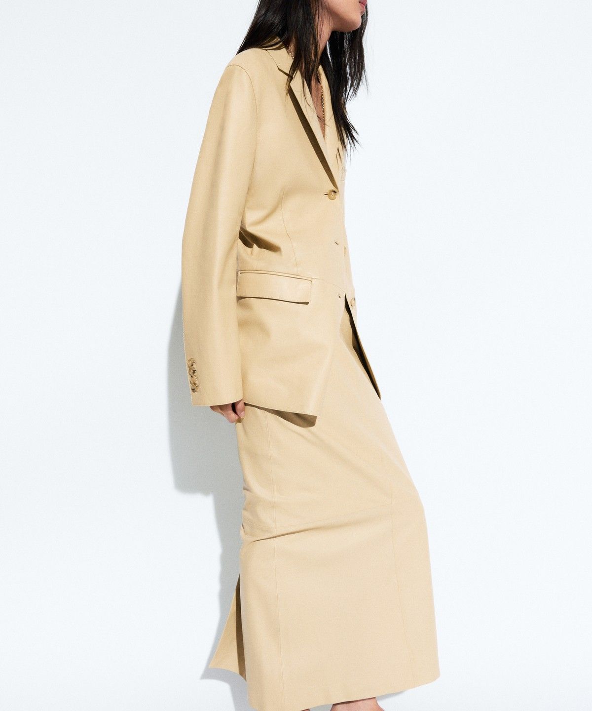 마시모두띠(MASSIMO DUTTI) 나파 가죽 블레이저