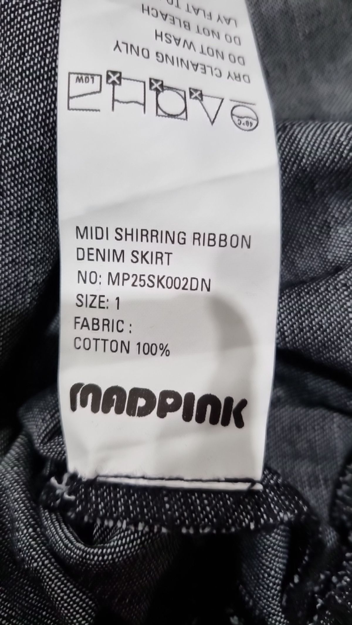 매드핑크(MADPINK) MIDI SHIRRING RIBBON DENIM SKIRT 1