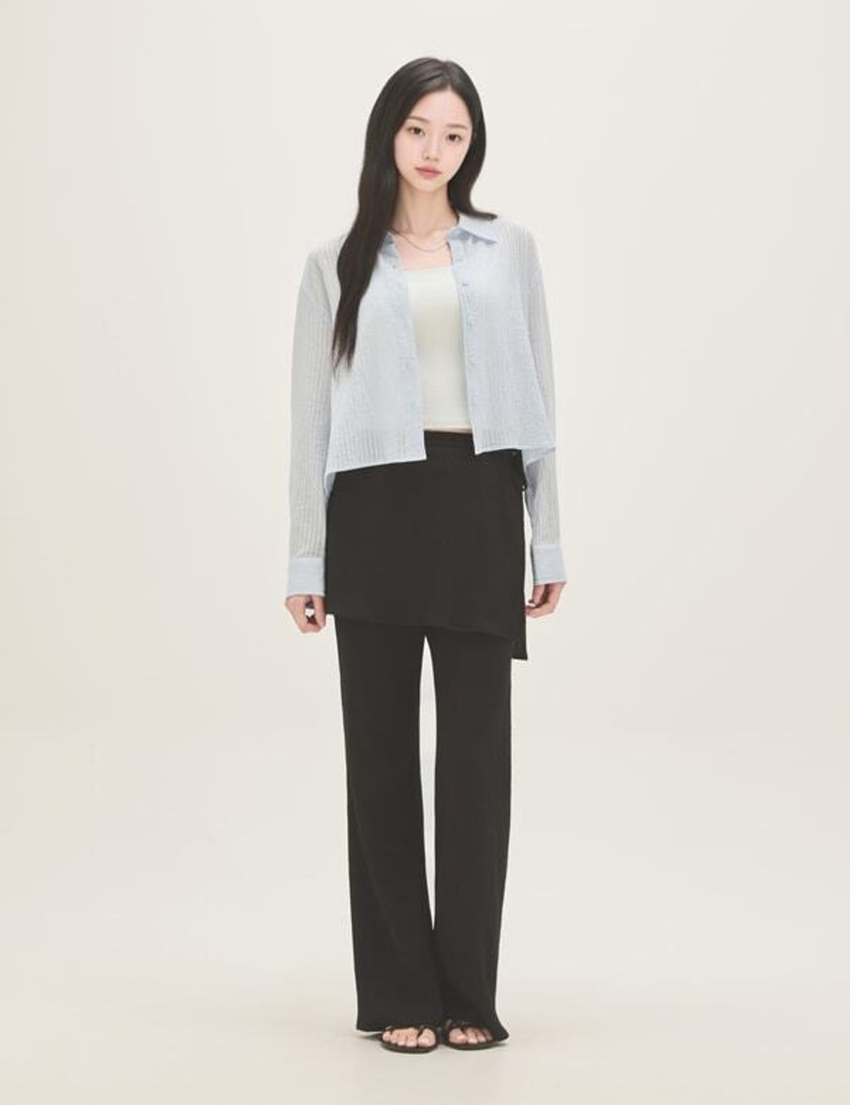 로엠(ROEM) RE 긴팔 크롭 셔츠(RMYWG25R12) RMYWG37R12