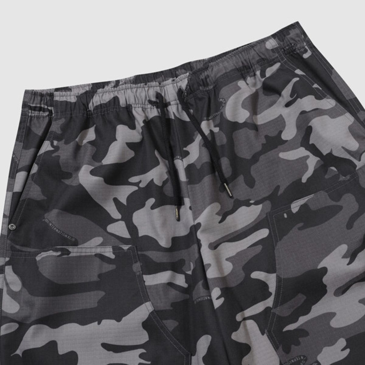 엄브로(UMBRO) 면터치 7부 버뮤다 반바지 블랙 UR321CHP75