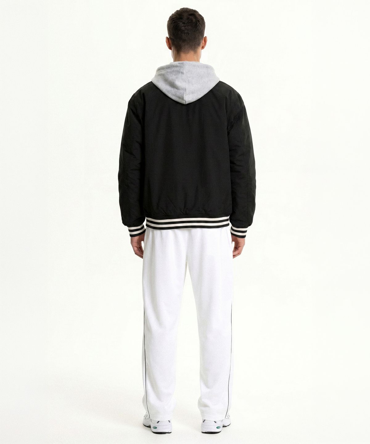 뉴발란스(NEW BALANCE) NBNQGCO113 / UNI NB 바시티 후디드 패딩 (BLACK)
