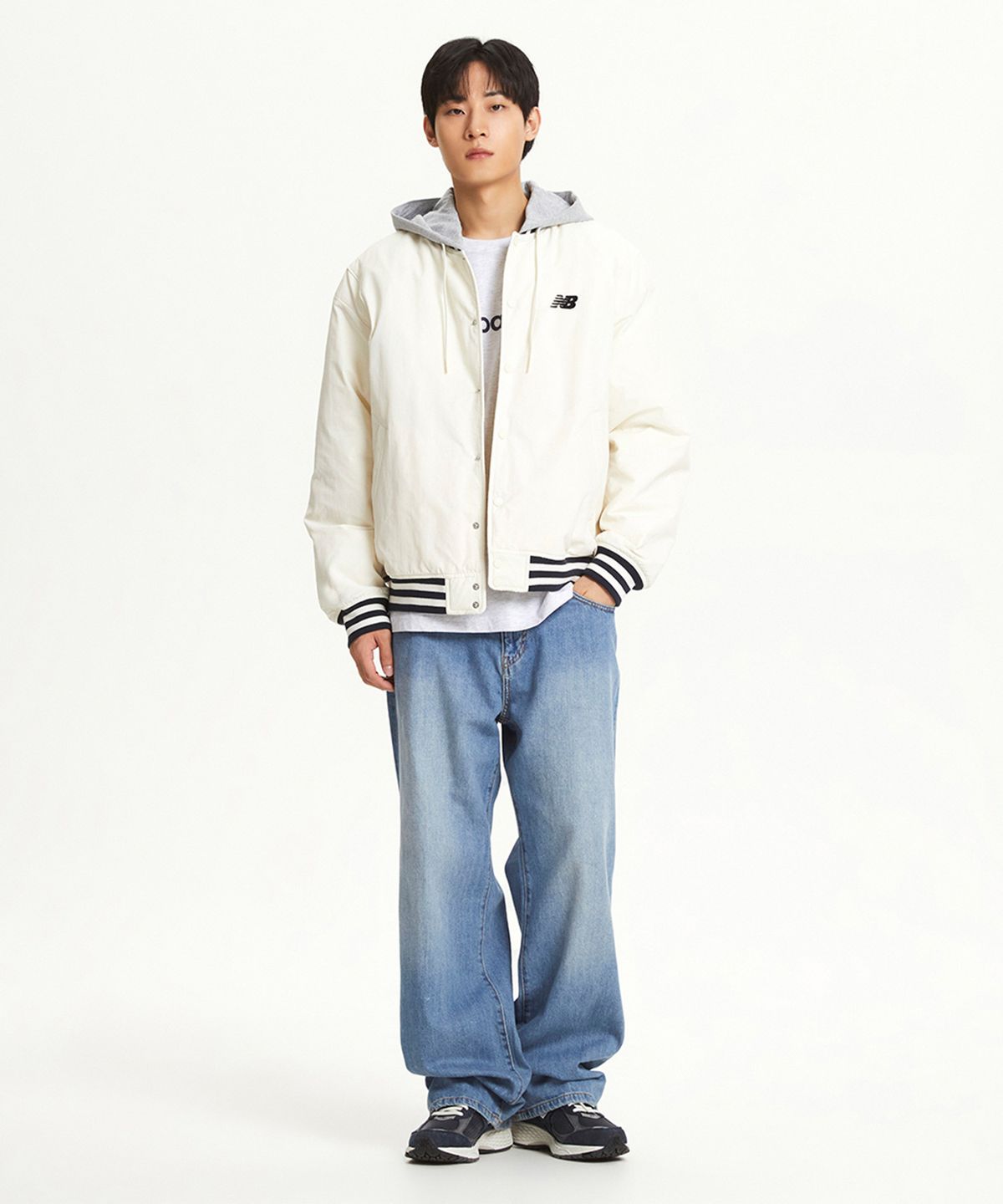 뉴발란스(NEW BALANCE) NBNQGCO113 / UNI NB 바시티 후디드 패딩 (IVORY)