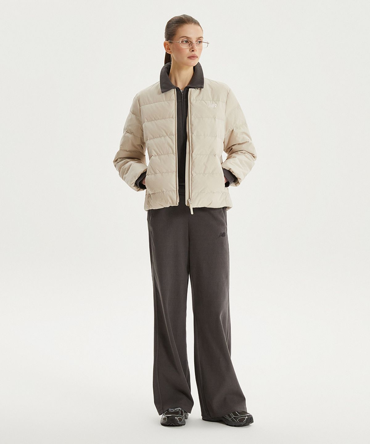 뉴발란스(NEW BALANCE) NBNPF4W022 / WOMEN 액티브 라이트 다운 (L/BEIGE)