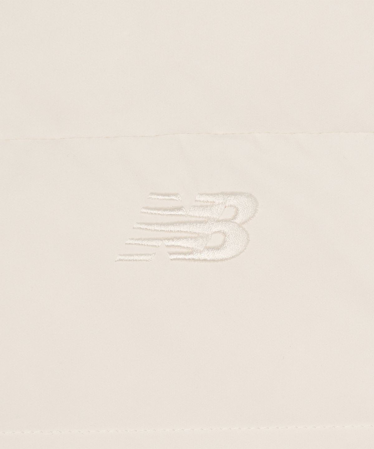 뉴발란스(NEW BALANCE) NBNPF4W022 / WOMEN 액티브 라이트 다운 (IVORY)