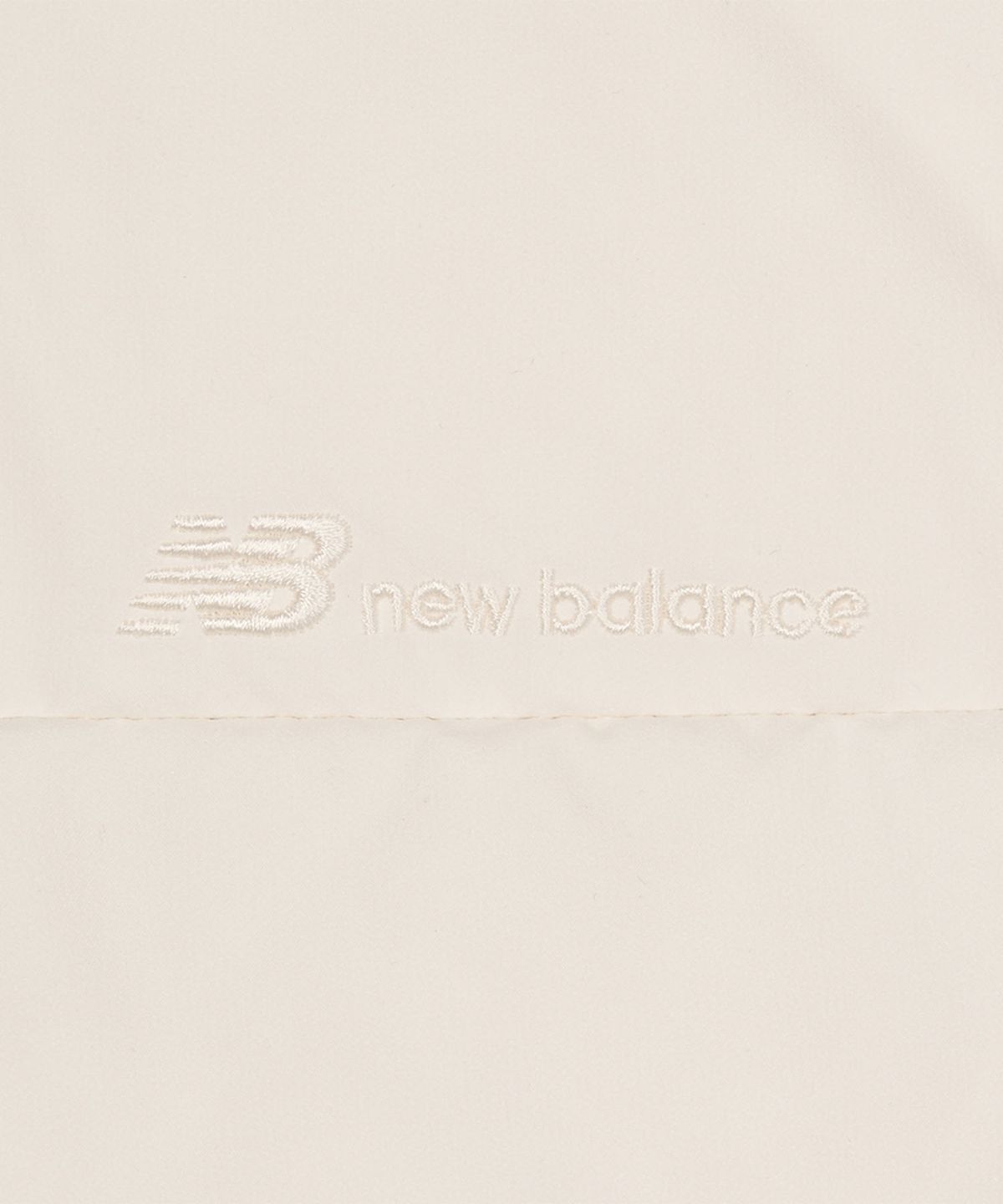 뉴발란스(NEW BALANCE) NBNPF4W022 / WOMEN 액티브 라이트 다운 (IVORY)