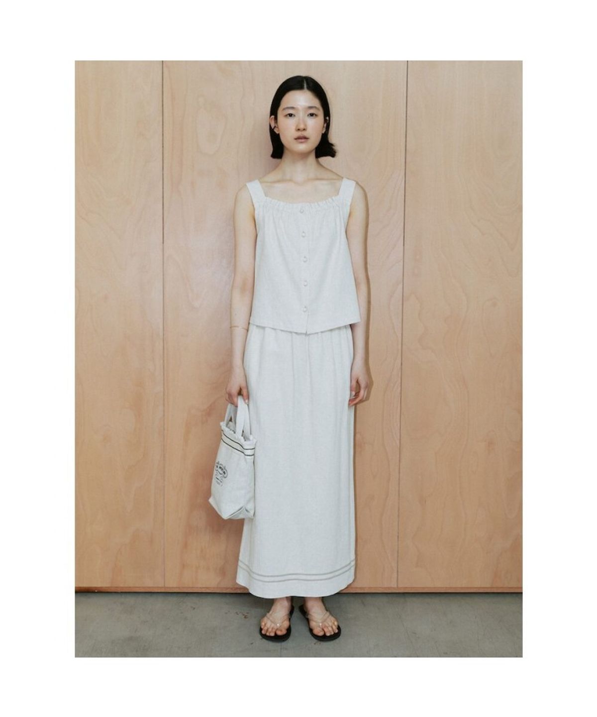 디애퍼처(THE APERTURE) Loic Sleeveless Top  Ivory (TA6465A040)