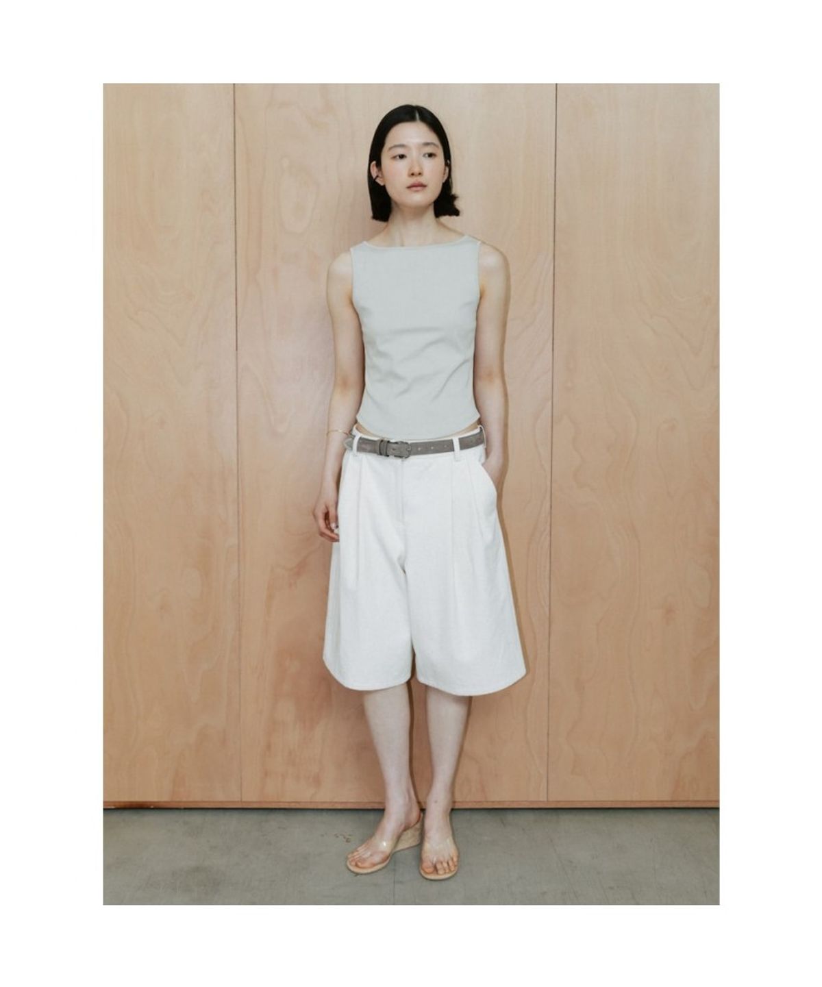 디애퍼처(THE APERTURE) Classic Bermuda Pants  Ivory (TA6425A020)