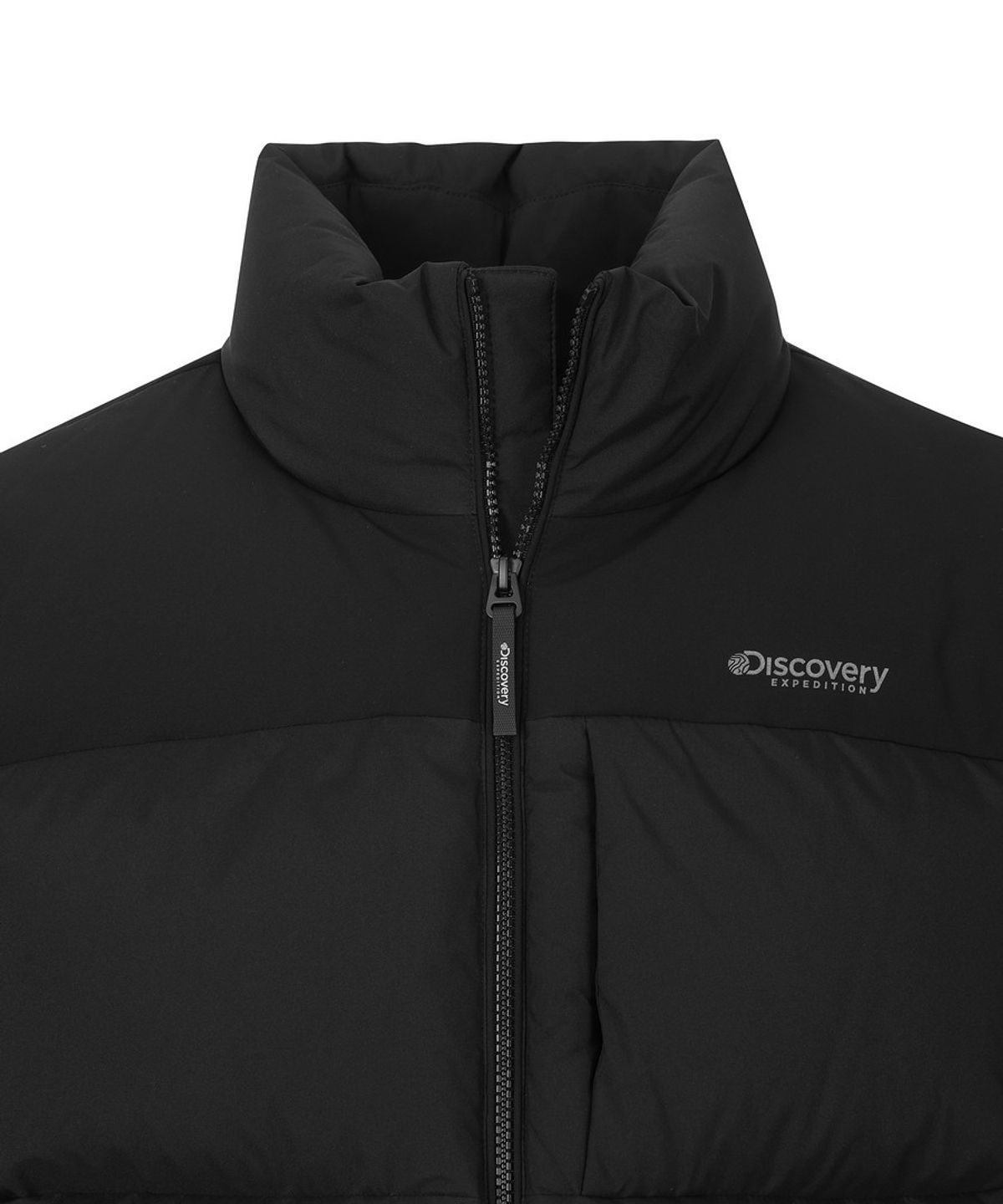 디스커버리 익스페디션(DISCOVERY EXPEDITION) 유니 반슬리 다운 숏패딩 (BLACK)